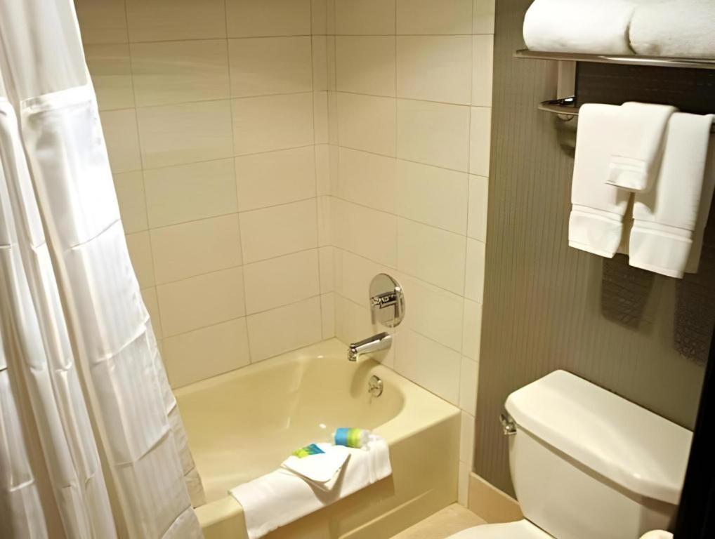 Ontario Gateway Hotel 外观 照片